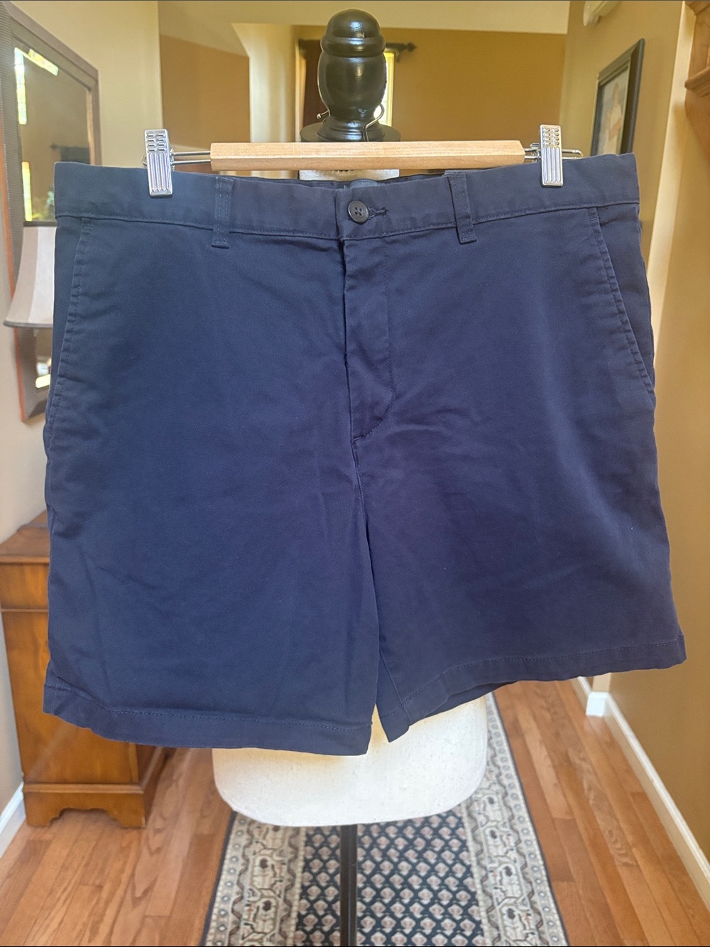 H&M Men's Navy Flat-Front Cotton Chino Shorts